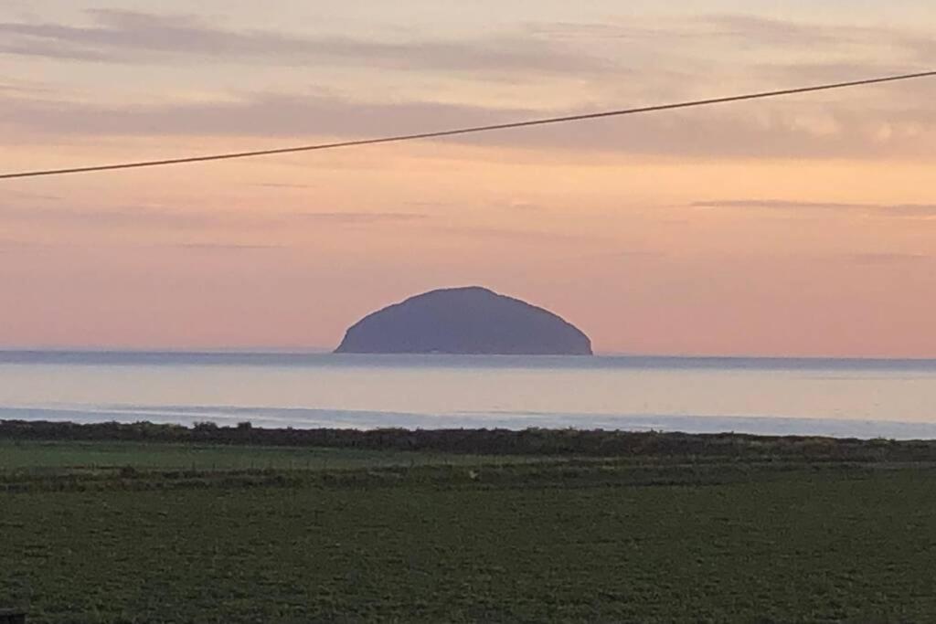 The Brambles Girvan Holiday Cottage By Seaside. 외부 사진